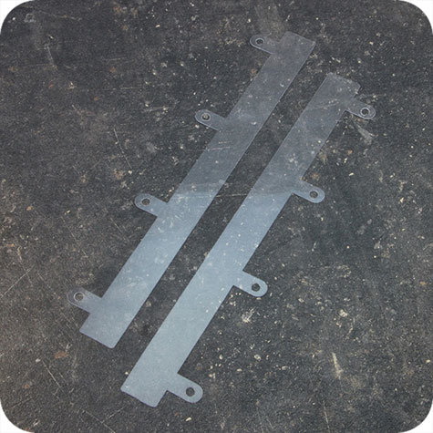 legatoria Fastener a 4 buchi, 280x25mm TRASPARENTE, in PVC rigido, lunghezza 280mmn. Interasse fori 80mm.