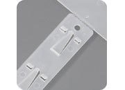 legatoria Supporto espositivo 600mm. Pieghevole TRASPARENTE. In polipropilene pesante da 1,5mm. Lunghezza 600mm. Larghezza 38mm. Con 12 ganci. Testa superiore forata 64x40mm  leg2230