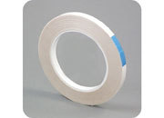 legatoria Nastro biadesivo, PERMANENTE/REMOVIBILE, 9mm adesivo permanente da un lato e removibile dallaltro, in rotolo da 50m.