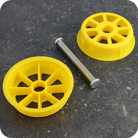 legatoria Dispenser per bollini adesivi, 75 mm Utilizzabile su tavolo e a muro. Per rotoli di altezza fino a 75 mm. 2 supporti regolabili. Adatto per rotoli con diametro 3 pollici (76 mm). 4 piedini antiscivolo. 2 fori asolati per il montaggio a muro. Solida costruzione in metallo.