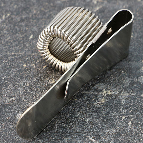 legatoria Portapenne metallo, 40x11mm NICHELATO, misure: 40x11mm, dotato di clip metallica flessibile da taschino. .