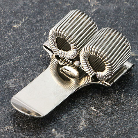 legatoria Portapenne metallo doppio con clip, 40x25mm NICHELATO, misure 40x25 mm, dotato di clip metallica flessibile da taschino.