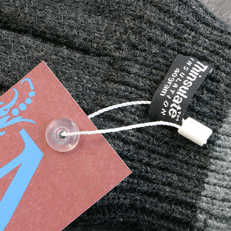 legatoria Filo sicurezza cotone. 120mm BIANCO, con box di fissaggio ad aggancio rapido, lunghezza aperto 12cm, lunghezza chiusa 6cm. Consentono di attaccare etichette e cartellini senza lausilio di pistola sparafili, sono rimovibili solo strappandoli.