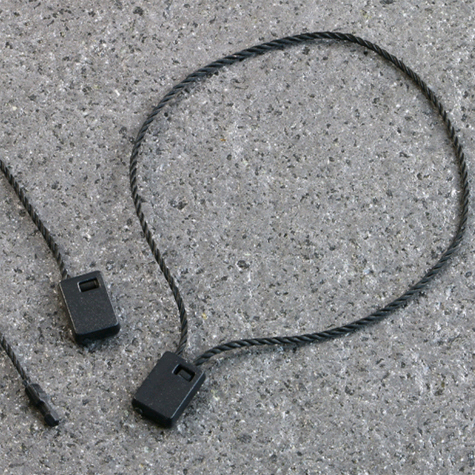legatoria Filo sicurezza cotone. 200mm NERO, con box di fissaggio ad aggancio rapido, lunghezza aperto 20cm, lunghezza chiusa 10cm. Consentono di attaccare etichette e cartellini senza lausilio di pistola sparafili, sono rimovibili solo strappandoli.