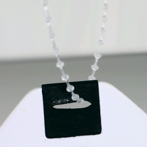 legatoria Fili di sicurezza REGOLABILI in polipropilene, 125mm TRASPARENTE, in polipropilene. Consentono di attaccare etichette e cartellini senza l�ausilio di pistola sparafili, sono rimovibili solo strappandoli. Diametro palline 1,7mm.