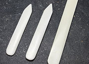 legatoria Pieghetta OSSO, 160mm, 1puntaAcuminata, 1puntaArrotondata Per piegare e lisciare Lunghezza 160mm. Attrezzo indispensabile al legatore per ogni operazione di piegatura e per formare il canaletto LEG2574