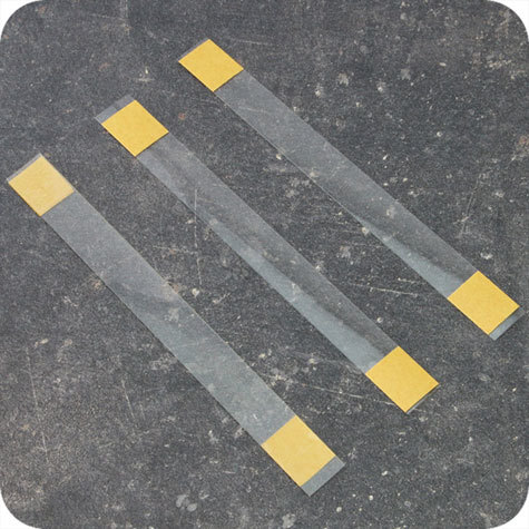 legatoria Supporto per cartelli Wobbler, 150x15mm TRASPARENTE, con due estremit autoadesive. In polietilene 280 micron.