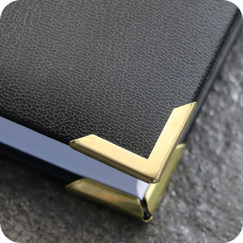 legatoria Angolini metallici, 22x22mm OTTONATO. 22mm per lato, protegge copertine spesse fino a 3,5mm.