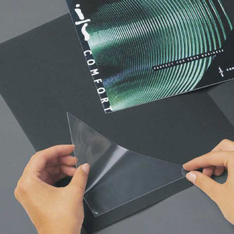 legatoria Tasca triangolare autoadesiva, 200x200mm Corner pocket. Busta triangolare isoscele adesiva in vinile trasparente (colla acrilica trasparente) per inserire listini prezzi, offerte o altri fogli singoli in raccoglitori ad anelli, cataloghi, depliant, ecc.. .