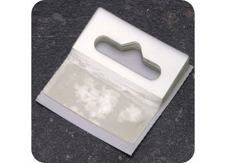 legatoria Appendini trasparenti autoadesivi per blister 50x50mm foratura standard europea. In PET trasparente flessibile da 325 micron, per oggetti fino a 400 grammi. In carnet da 10 pezzi leg2761