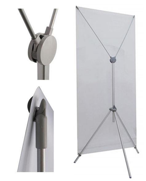 legatoria Porta banner, 800x1800mm Porta banner con struttura a X. Bracci superiori in fibra di vetro e gambe in alluminio. Ancoraggio al suolo preciso ed efficace. Rapido sistema di chiusura. Completo di occhielli in alluminio per il fissaggio delle stampe. Borsa in tessuto per un facile trasporto. Supporta anche banner 600x1800 mm. Peso complessivo 0.8 kg..