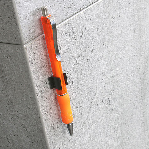 legatoria Portapenne autoadesivo in plastica, 12x15mm NERO, altezza 12mm.