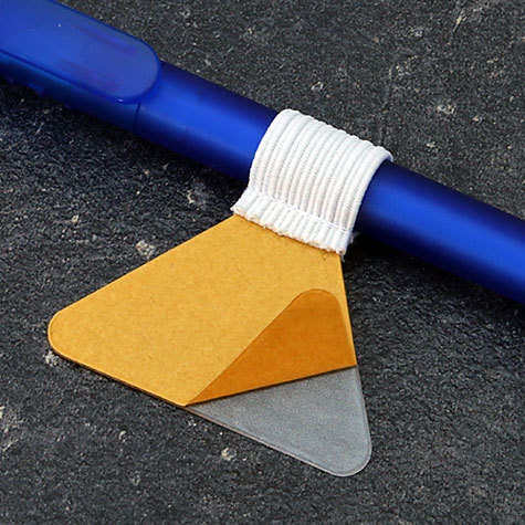 legatoria Portapenne grosse, autoadesivo elastico, BIANCO Per penne grosse (circonferenza 3-4cm). Dimensioni lembo adesivo: 45x30mm..