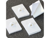 legatoria Basetta autoadesive con occhiello, 26x37mm BIANCO, in plastica bianca, sezione rettangolare leg2893