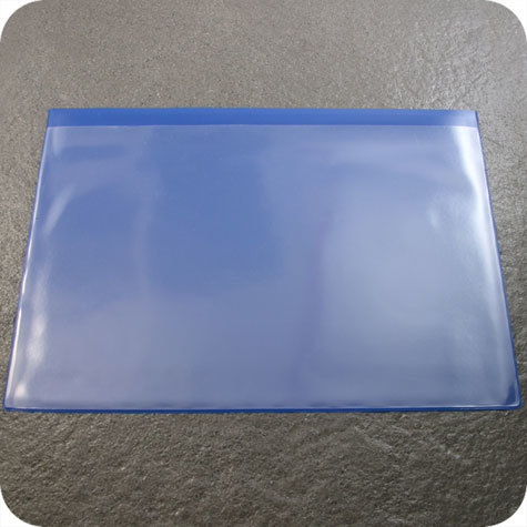 legatoria Busta magnetica, A4. Aperta sul lato lungo BLU. 315x217-234mm. Con striscia magnetica posteriore. Lato superiore In PVC trasparente morbido da 250 micron. Lato inferiore in PVC blu da 300 micron.