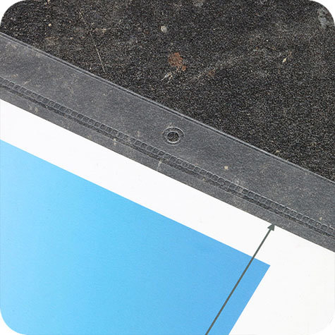 legatoria Busta APPENDIBILE 148x210mm(A5). PORTRAIT TRASPARENTE, con lato sporgente e con foro da 5mm per lappensione, in PVC morbido da 160 micron, aperta sul lato corto. Contiene fogli formato A5 (15x21cm). Formato esterno 157x228mm. Senza patella di chiusura.