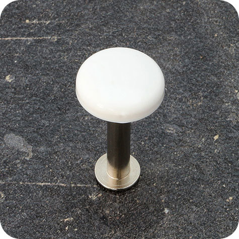 legatoria Cappucci viti sepolte per rilegatura BIANCO. Adatto a viti sepolte per rilegatura, con fusto 5mm e testa diametro 10mm. Una unit comprende rondella e tappo.