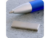 legatoria Calamita rettangolare. 25x10x2mm Calamita rettangolare in neodimio, grado magnetico N35 (forza di attrazione 1800g) leg2942