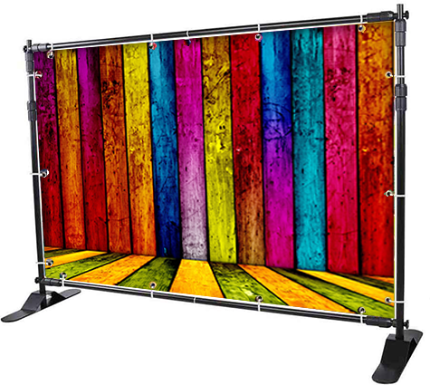 legatoria Porta Banner ad aste, 2450x2450mm Porta banner ad aste componibile. Struttura in alluminio nero. Le aste regolabili fino a 2450mm. Basi pesanti in acciaio per una perfetta stabilit. Completo di sacca in tessuto. Dimensioni da 1110x920mm fino a 2450x2450mm. Peso: 5,5Kg.