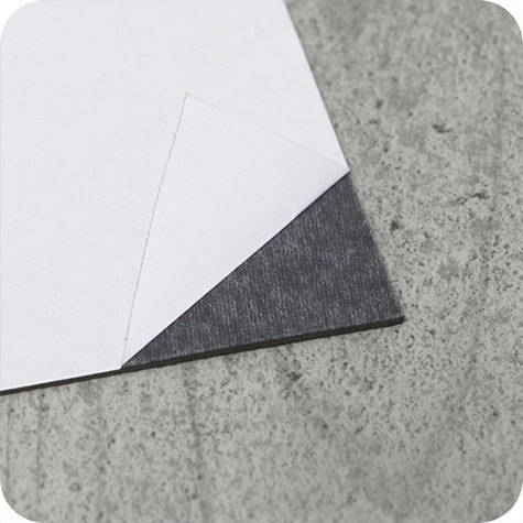 legatoria FoglioMagneticoAutoadesivo, A4, ANISOTROPO, 0,9mm Foglio magnetico autoadesivo permanente, formato A4 (210x297mm). Spessore 0,9mm, magnetizzazione anisotropa..