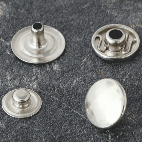 legatoria Bottone�automatico�a�pressione�tipo S NICHELATO, testa diametro 12.4 mm. Il bottone � composto da 4 pezzi*.