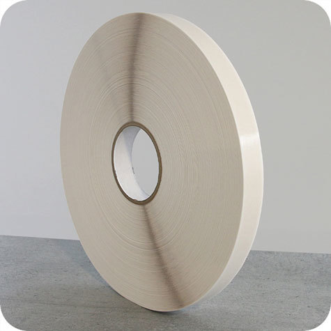 legatoria Nastro biadesivo fingerlift, 12mm PERMANENTE-REMOVIBILE, il nastro biadesivo da 12mm  adagiato su un nastro di supporto siliconato da 18mm. Una volta applicato, il supporto siliconato si stacca facilmente con laiuto di un unghia. In rotolo da 500m.