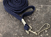legatoria Cordoncino portabadge, daCollo, aGancioRotante, BLU SCURO con gancio metallico rotante, cordoncino largo 1cm, lunghezza aperto 90cm LEG3250