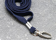 legatoria Cordoncino portabadge, daCollo aMoschettoneOvaleRotante, BLU SCURO a moschettone ovale rotante, cordoncino largo 1cm, lunghezza aperto 90cm LEG3252