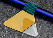 legatoria Portapenne grosse, autoadesivo elastico, PETROLIO.  Per penne grosse (circonferenza 3-4cm). Dimensioni lembo adesivo: 45x30mm. LEG3273