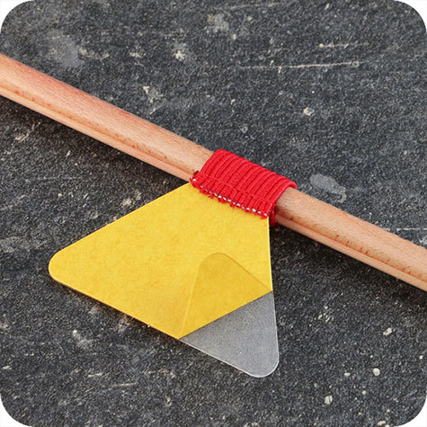 legatoria Portapenne sottili, autoadesivo elastico, ROSSO Per penne sottili (circonferenza 2-3cm). Dimensioni lembo adesivo: 45x30mm..