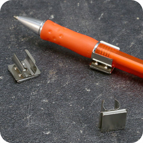 legatoria Portapenne MAGNETICO. metallo. 12x15mm NICHELATO, altezza 12mm.