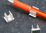 legatoria Portapenne magnetico in plastica, 12x15mm BIANCO, altezza 12mm.