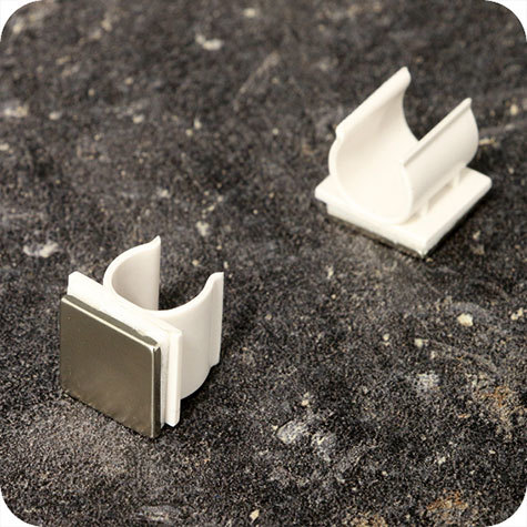 legatoria Portapenne magnetico in plastica, 12x15mm BIANCO, altezza 12mm.
