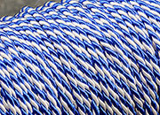 legatoria Cordoncino 2mm, viscosa, BLU/BIANCO a 3 capi, spessore 2 mm, doppio ritorto, in viscosa. Cordoncino ideale per abbellimenti in campo cartotecnico e per il confezionamento di men, libretti matrimonio, bomboniere. .