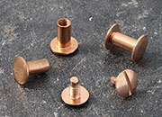 legatoria Viti sepolte rilegatura, RAMATE, 12mm lunghezza 12 mm, testa diametro 10mm, tubetto diametro 5mm, una testa fissa ed una mobile. Per lunghezza, si intende la distanza INTERNA tra le due teste, che corrisponde allo spessore del volume da rilegare LEG3416