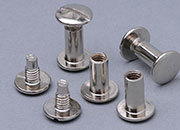 legatoria Viti sepolte rilegatura, INOX, 15mm lunghezza 15 mm, testa diametro 10mm, tubetto diametro 5mm, una testa fissa ed una mobile. Per lunghezza, si intende la distanza INTERNA tra le due teste, che corrisponde allo spessore del volume da rilegare.