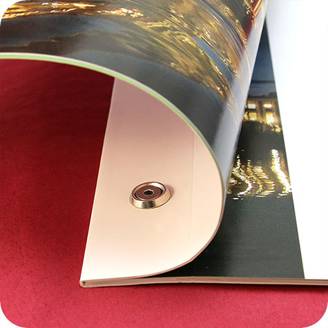 legatoria Viti sepolte con rondella. 5mm NICHELATE, lunghezza 5 mm, testa diametro 10mm, tubetto diametro 5mm, una testa fissa ed una mobile. Per lunghezza, si intende la distanza INTERNA tra le due teste. Misure rondella interna: 6mm. Esterna: 13mm .