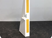 legatoria Piedino posteriore reggi cartello A4 (110 x 290 mm) BIANCO, in cartone spesso 1mm, con strip autoadesivo. Per realizzare cartelli da banco e da vetrina.