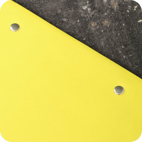 legatoria Rivetto autoperforante NICHELATO, testa diametro 7 mm, diametro asta 4mm, lunghezza asta 6 mm, spessore rivettabile 0-4 mm.