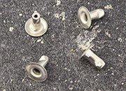 legatoria Olgo per teste tipo A NICHELATO, base aperta. Base diametro: 7.5 mm, asta diametro: 2.9 mm, asta lunga: 8 mm, spessore rivettabile: 0-4mm LEG3509