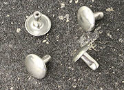 legatoria Olgo per teste tipo A NICHELATO, base bombata chiusa. Base diametro: 9.1 mm, asta diametro: 3 mm, asta lunga: 7.1 mm, spessore rivettabile: 0-3 mm LEG3511