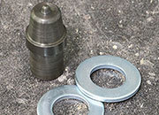 legatoria Punzone inferiore rivetto 7,5 mm Per applicare la parte inferiore dei rivetti a doppia testa, il cui diametro  di 7,5mm. LEG3521