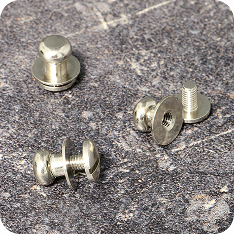 legatoria Perno Sam Browne, pomello 7mm NICHELATO. Profondit totale pomello 7mm, testa pomello diametro 6.5mm.