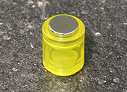 legatoria Bottoni magnetici diametro10mm. GIALLIOtrasparente. cilindrici TRASPARENTE GIALLO. Diametro magnete 10mm, diametro cilindro 14mm, altezza cilindro19mm. Calamita con grado magnetico N38 (forza di attrazione massima:1900g).