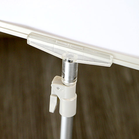 legatoria Locandina con piantana A3, GRIGIO Asta in alluminio, regolabile da 30 a 50cm. Base: 210x160mm.