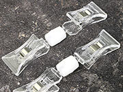 legatoria Doppia molletta Piccola-Piccola altezza 98mm TRASPARENTE in policarbonato. Composta da: 2 mollette PICCOLE (38x21mm) collegate da giunto a sfera. Altezza totale 98mm LEG3611