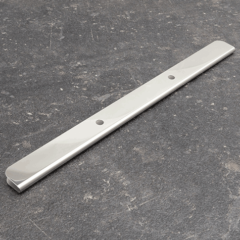 legatoria Dorsetto, dorsino rilegafogli metallico, 6mm. ARGENTO LUCIDO, lunghezza 235mm, rilega fino a 6mm mediante l'ausilio di due viti di fissaggio nichelate.