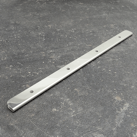 legatoria Dorsetto, dorsino rilegafogli metallico, 6mm. ARGENTO LUCIDO, lunghezza 320mm, rilega fino a 6mm mediante l�ausilio di due viti di fissaggio nichelate.