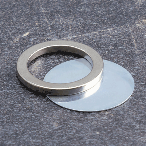 legatoria Segnagiorno magnetico calendario, diametro 25mm Diametro esterno 25 mm. Diametro interno 20 mm. NICHELATO. Spessore 2mm. Al Neodimio N40. Forza attrattiva di 3500 grammi. Dotato di disco metallico posteriore..