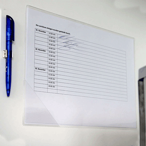 legatoria Busta magnetica TRASPARENTE, A5 TRASPARENTE. 218x158mm. Con foglio posteriore completamente magnetico. Apertura su lato corto e lungo. Lato superiore in PVC trasparente rigido da 140 micron. Lato inferiore in PVC bianco..